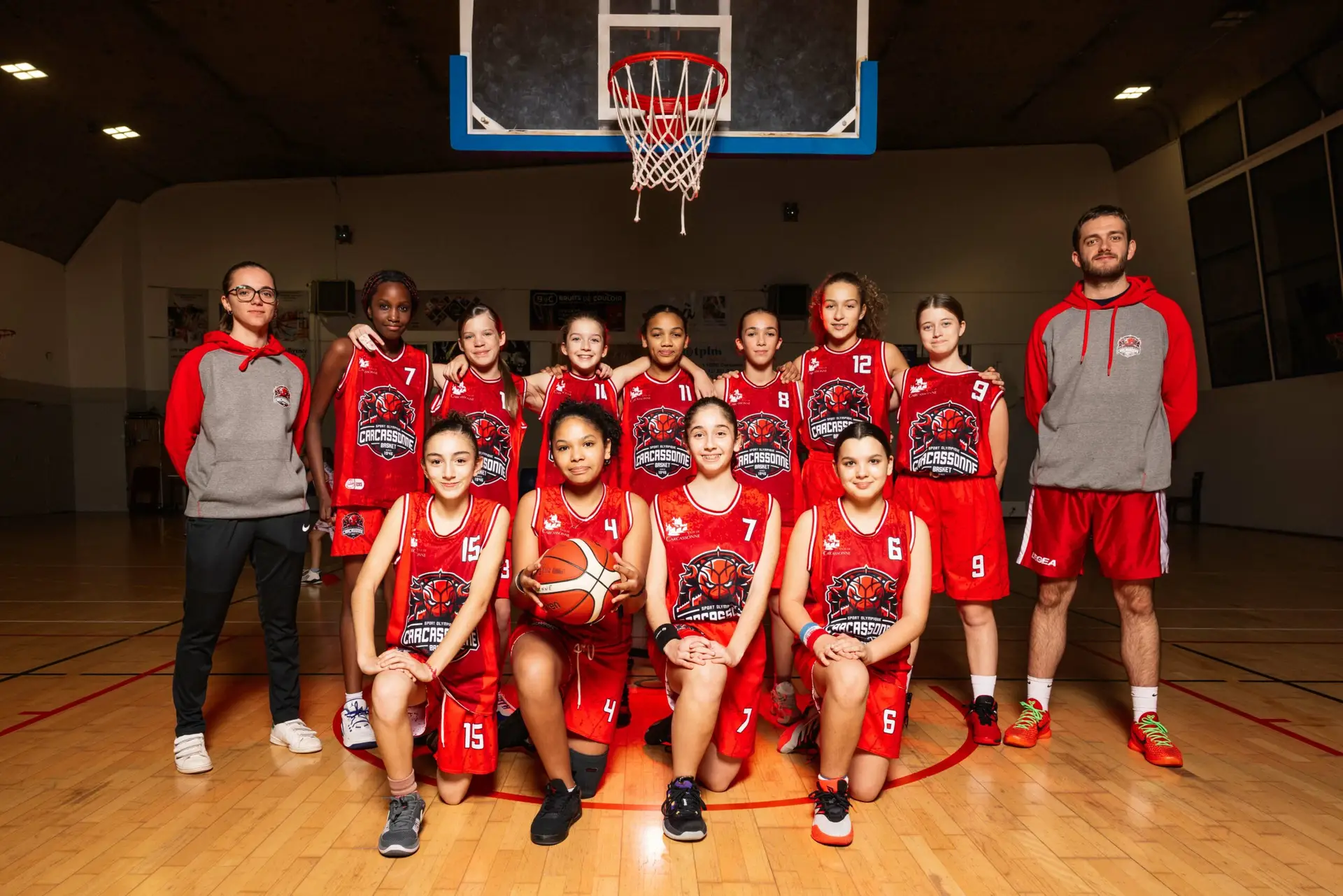 u15f